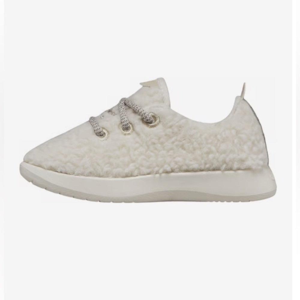 ALLBIRDS Smallbirds Wool Runners Fluffs
Shoes Little Kids 10.5 Natural White